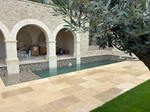 Dallage en pierre de Montagnac Doré pierre naturelle du Périgord terrasse de piscine